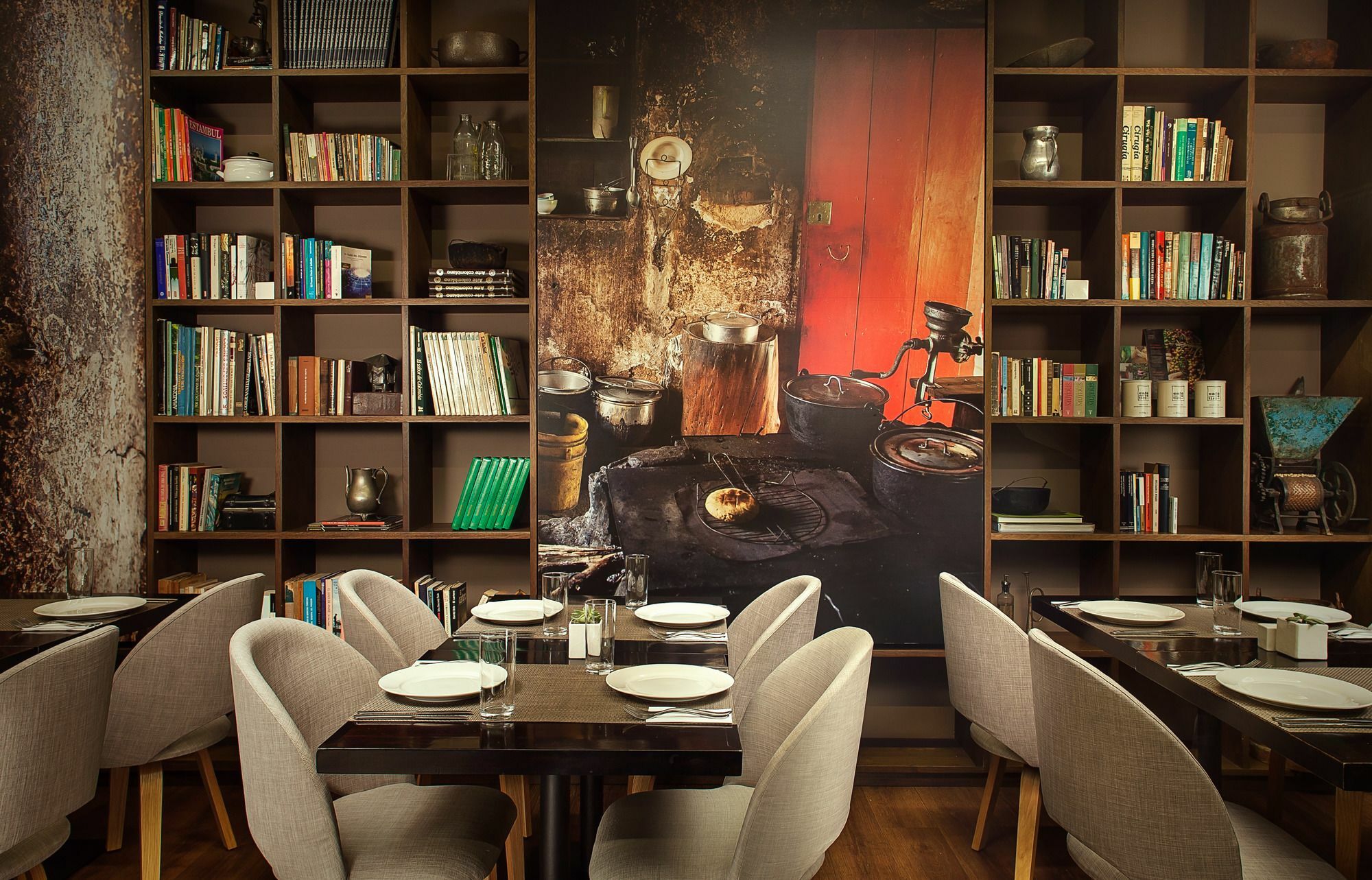 Sites Hotel Medellin Exterior photo Restaurant Library